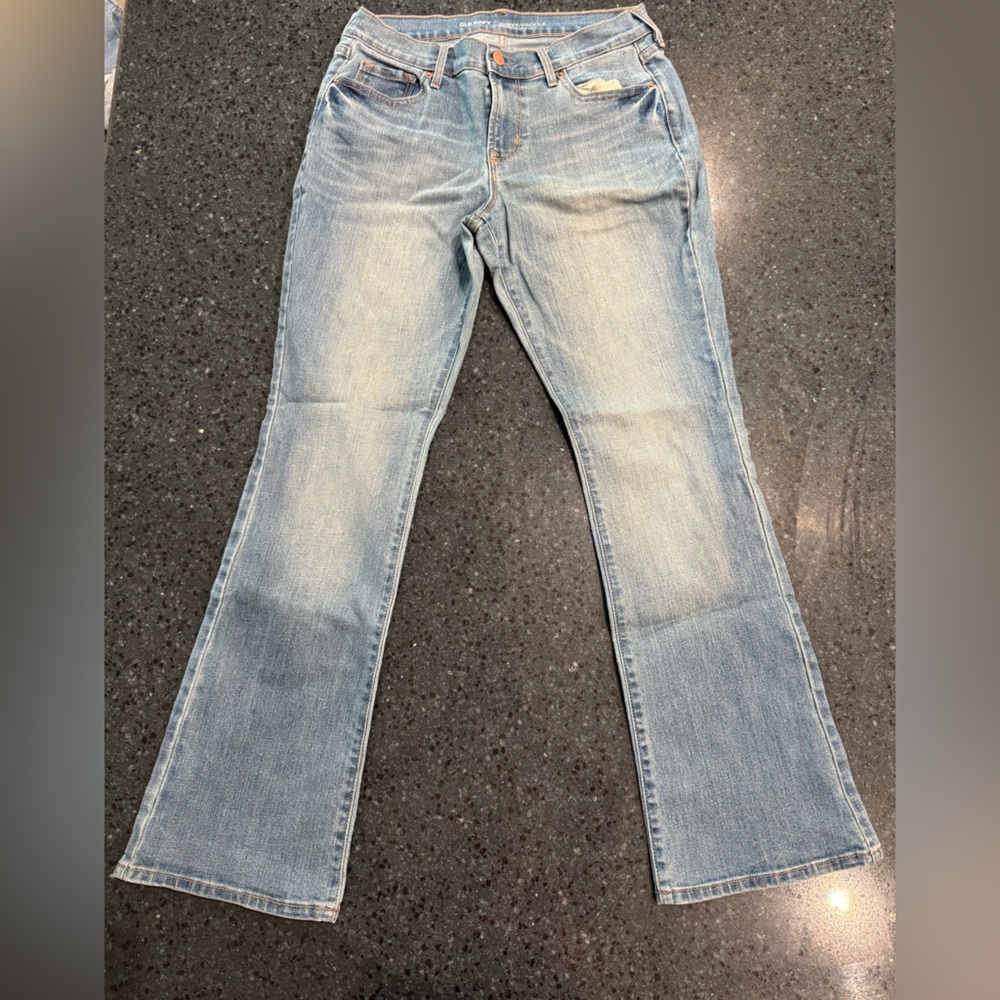 Old Navy Mid-Rise Curvy Jeans